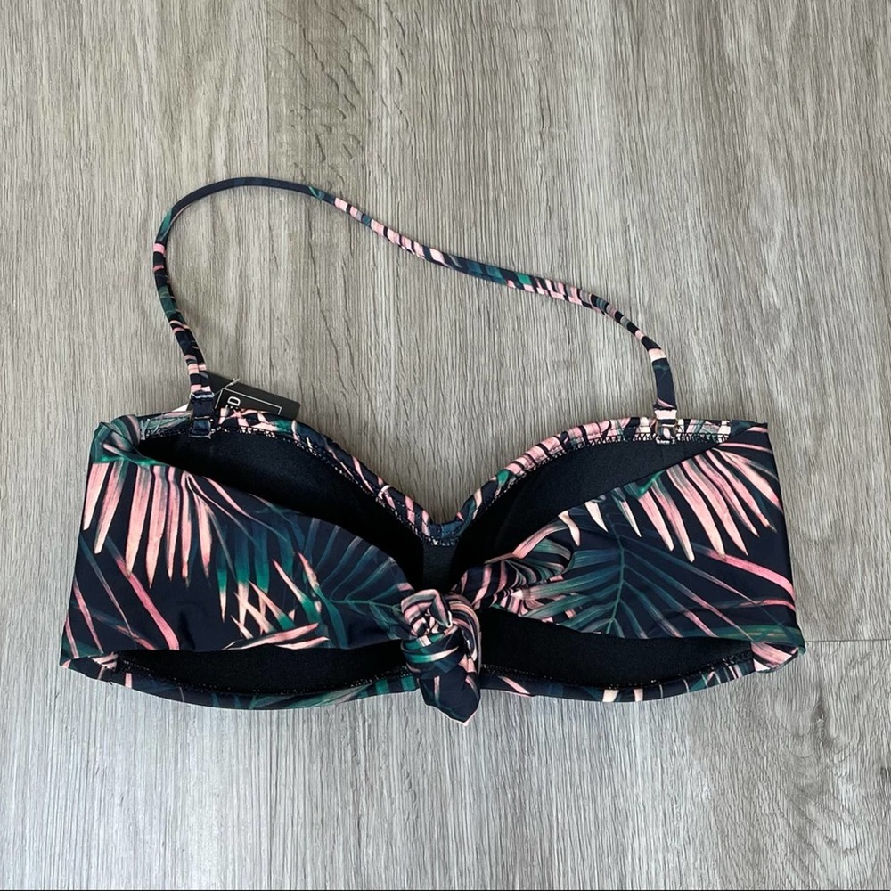 Bar III Women's Bali Nights Removable Halter Bandeau Underwire Bikini Top sz M - Picture 2 of 4